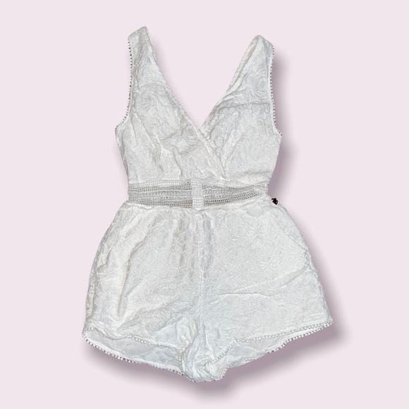 Kendall & Kylie Romper - Picture 1 of 3